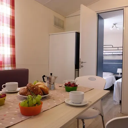 Happy Camp Mobile Homes In Camping Village Baia Paradiso Badesi Exterior photo