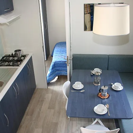 Happy Camp Mobile Homes In Camping Village Baia Paradiso Badesi Exterior photo